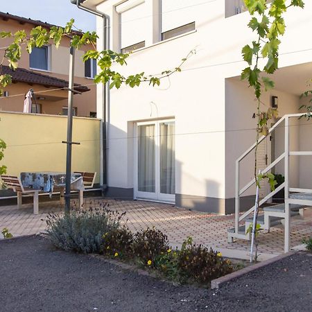 Deli Terasz A Apartman Free Parking, Self-Check-In Anytime Győr Eksteriør bilde
